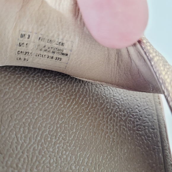 Fit Flop Cha Cha Beaded Fringe Thong Style Sandals - Picture 6 of 7